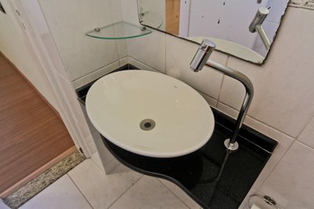 Apartamento à venda com 78m², 3 quartos e 3 vagas Apartamento à venda com 78m², 3 quartos e 3 vagasBanheiro da Suíte