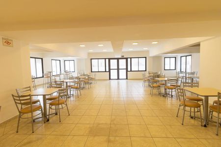 Apartamento à venda com 98m², 3 quartos e 2 vagas Apartamento à venda com 98m², 3 quartos e 2 vagasÁrea comum - Salão de festas