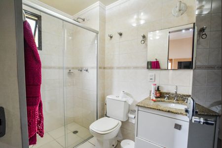 Apartamento à venda com 98m², 3 quartos e 2 vagas Apartamento à venda com 98m², 3 quartos e 2 vagasBanheiro da Suíte