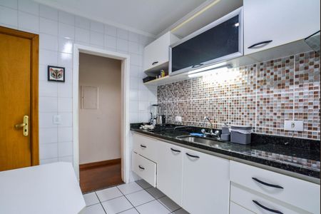 Cozinha de apartamento à venda com 3 quartos, 98m² em Vila Valparaíso, Santo André