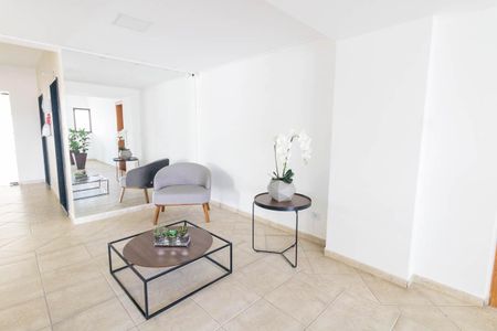 Apartamento à venda com 98m², 3 quartos e 2 vagas Apartamento à venda com 98m², 3 quartos e 2 vagasHall