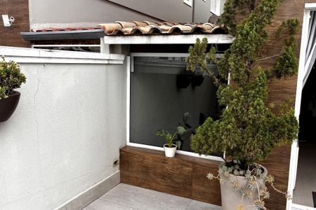 Casa para alugar com 146m², 3 quartos e 2 vagas Casa para alugar com 146m², 3 quartos e 2 vagasVaranda
