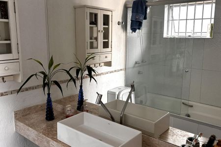 Casa para alugar com 146m², 3 quartos e 2 vagas Casa para alugar com 146m², 3 quartos e 2 vagasBanheiro