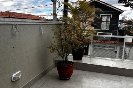 Casa para alugar com 146m², 3 quartos e 2 vagas Casa para alugar com 146m², 3 quartos e 2 vagasVaranda