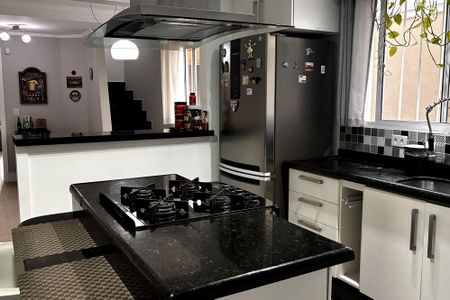 Casa para alugar com 146m², 3 quartos e 2 vagas Casa para alugar com 146m², 3 quartos e 2 vagasCozinha