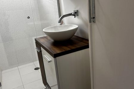 Casa para alugar com 146m², 3 quartos e 2 vagas Casa para alugar com 146m², 3 quartos e 2 vagasBanheiro