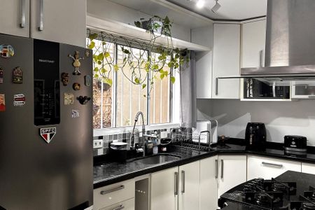 Casa para alugar com 146m², 3 quartos e 2 vagas Casa para alugar com 146m², 3 quartos e 2 vagasCozinha