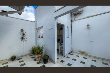 Casa à venda com 134m², 3 quartos e 2 vagas Casa à venda com 134m², 3 quartos e 2 vagasÁrea de Serviço