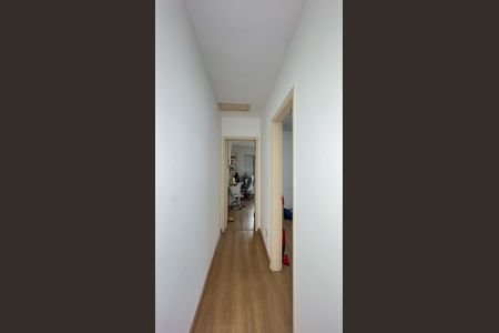 Casa à venda com 134m², 3 quartos e 2 vagas Casa à venda com 134m², 3 quartos e 2 vagasCorredor