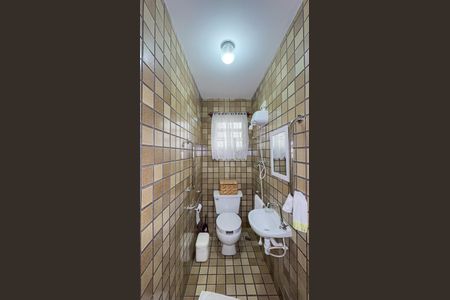 Casa à venda com 134m², 3 quartos e 2 vagas Casa à venda com 134m², 3 quartos e 2 vagasLavabo