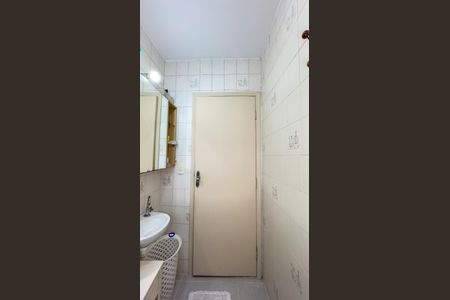 Casa à venda com 134m², 3 quartos e 2 vagas Casa à venda com 134m², 3 quartos e 2 vagasBanheiro