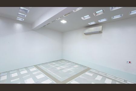 Casa à venda com 134m², 3 quartos e 2 vagas Casa à venda com 134m², 3 quartos e 2 vagasÁrea comum