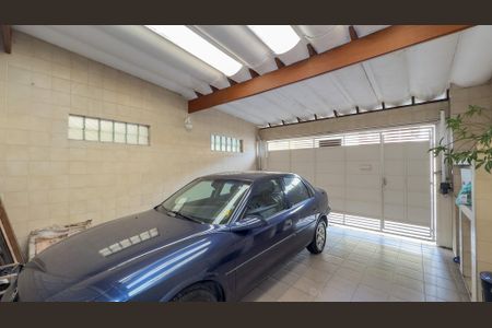 Casa à venda com 134m², 3 quartos e 2 vagas Casa à venda com 134m², 3 quartos e 2 vagasGaragem