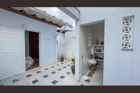 Casa à venda com 134m², 3 quartos e 2 vagas Casa à venda com 134m², 3 quartos e 2 vagasÁrea de Serviço