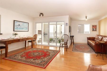 Apartamento à venda com 2 quartos, 97m² em Vila Cordeiro, São Paulo