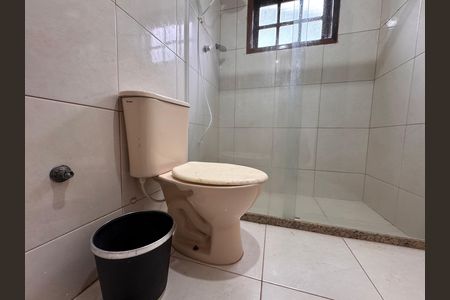 Casa de condomínio à venda com 350m², 5 quartos e 6 vagas Casa de condomínio à venda com 350m², 5 quartos e 6 vagasSuite 4 - Banheiro