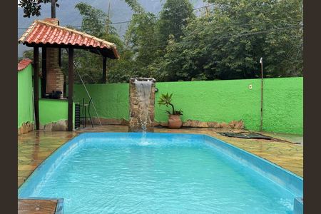 Casa de condomínio à venda com 350m², 5 quartos e 6 vagas Casa de condomínio à venda com 350m², 5 quartos e 6 vagasÁrea externa