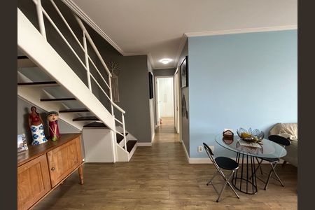 Apartamento à venda com 133m², 4 quartos e 2 vagasCorredor