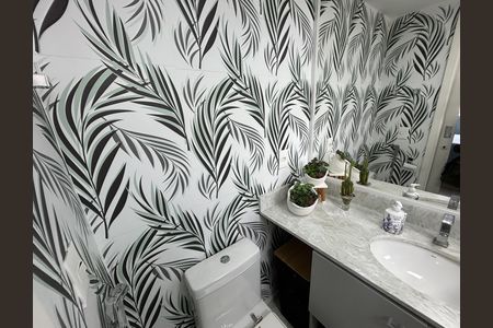 Apartamento à venda com 133m², 4 quartos e 2 vagasBanheiro do Quarto 2 - Suíte
