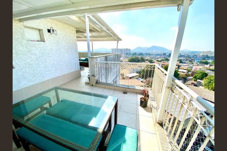 Apartamento à venda com 133m², 4 quartos e 2 vagasCobertura
