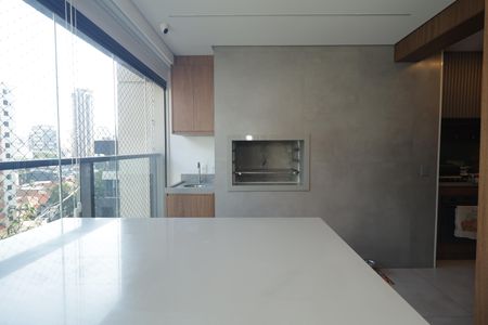 Apartamento à venda com 145m², 3 quartos e 2 vagasChurrasqueira