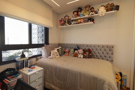 Apartamento à venda com 145m², 3 quartos e 2 vagasSuíte 2