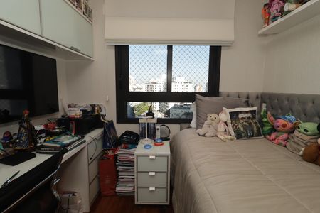 Apartamento à venda com 145m², 3 quartos e 2 vagasSuíte 2