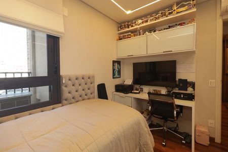 Apartamento à venda com 145m², 3 quartos e 2 vagasSuíte 1