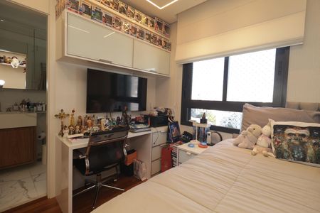 Apartamento à venda com 145m², 3 quartos e 2 vagasSuíte 2