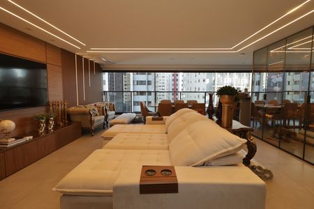 Apartamento à venda com 145m², 3 quartos e 2 vagasSala