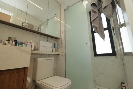 Apartamento à venda com 145m², 3 quartos e 2 vagasBanheiro da Suíte 2