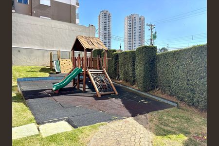 Apartamento para alugar com 54m², 2 quartos e 1 vaga Apartamento para alugar com 54m², 2 quartos e 1 vagaÁrea comum - Playground