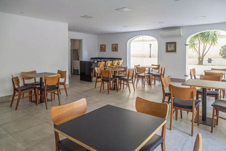 Apartamento à venda com 70m², 2 quartos e 1 vaga Apartamento à venda com 70m², 2 quartos e 1 vagaÁrea comum - Salão de festas