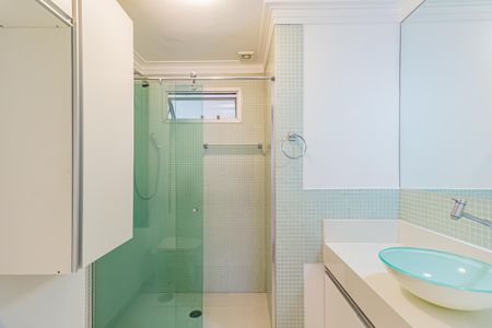 Apartamento à venda com 70m², 2 quartos e 1 vaga Apartamento à venda com 70m², 2 quartos e 1 vagaBanheiro