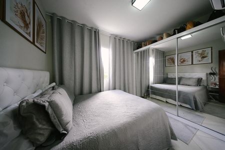 Casa à venda com 62m², 2 quartos e 2 vagas Casa à venda com 62m², 2 quartos e 2 vagasQuarto 1