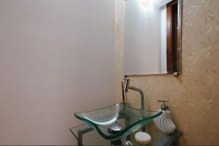 Casa à venda com 62m², 2 quartos e 2 vagas Casa à venda com 62m², 2 quartos e 2 vagasLavabo