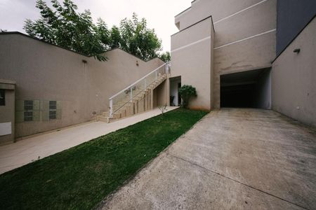 Casa à venda com 62m², 2 quartos e 2 vagas