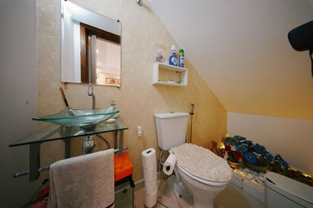 Casa à venda com 62m², 2 quartos e 2 vagas Casa à venda com 62m², 2 quartos e 2 vagasLavabo