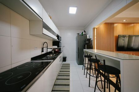 Casa à venda com 62m², 2 quartos e 2 vagas Casa à venda com 62m², 2 quartos e 2 vagasCozinha