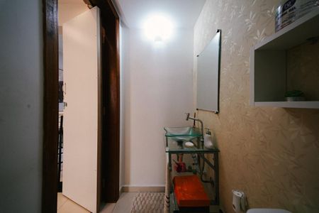 Casa à venda com 62m², 2 quartos e 2 vagas Casa à venda com 62m², 2 quartos e 2 vagasLavabo