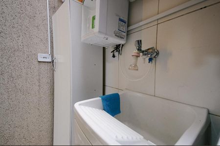 Casa à venda com 62m², 2 quartos e 2 vagas Casa à venda com 62m², 2 quartos e 2 vagasÁrea de Serviço