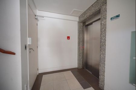 Apartamento para alugar com 98m², 2 quartos e 1 vagaElevador