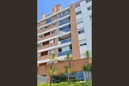 Apartamento para alugar com 98m², 2 quartos e 1 vaga Apartamento para alugar com 98m², 2 quartos e 1 vagaFachada