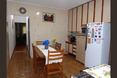 Casa à venda com 2 quartos, 206m² em Vila Tibiriçá, Santo André