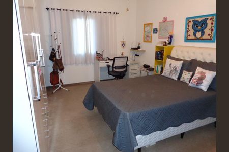 Casa à venda com 2 quartos, 206m² em Vila Tibiriçá, Santo André