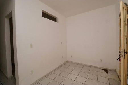 Casa para alugar com 5072m², 1 quarto e sem vaga Casa para alugar com 5072m², 1 quarto e sem vagaSala