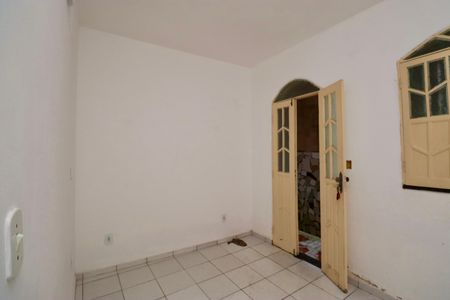 Casa para alugar com 5072m², 1 quarto e sem vaga Casa para alugar com 5072m², 1 quarto e sem vagaSala
