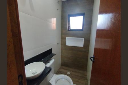 Casa à venda com 130m², 3 quartos e 4 vagas