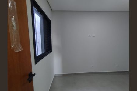 Casa à venda com 130m², 3 quartos e 4 vagas