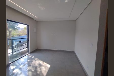 Casa à venda com 130m², 3 quartos e 4 vagas